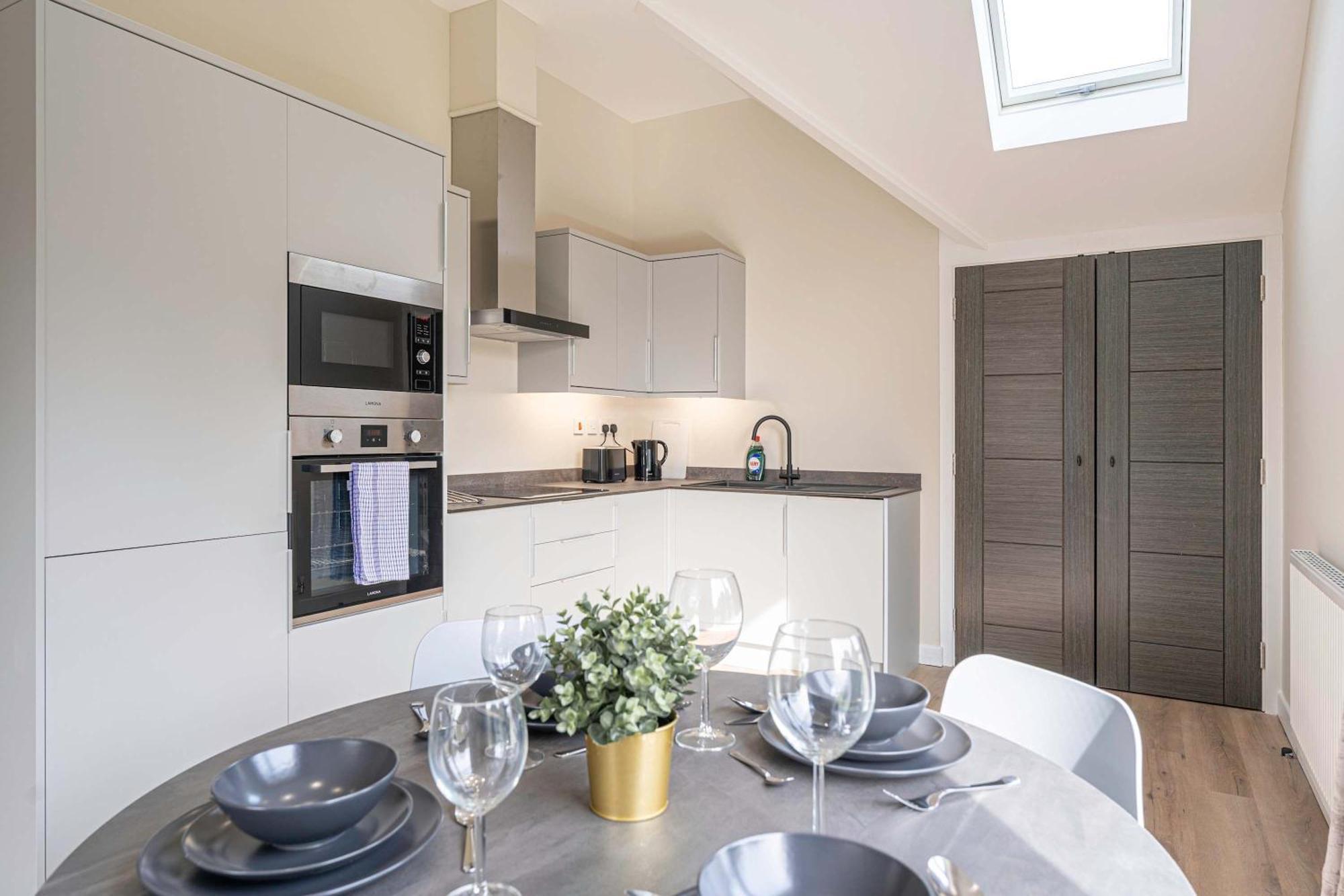 Stylish 2 Bedroom In Apartment Derby